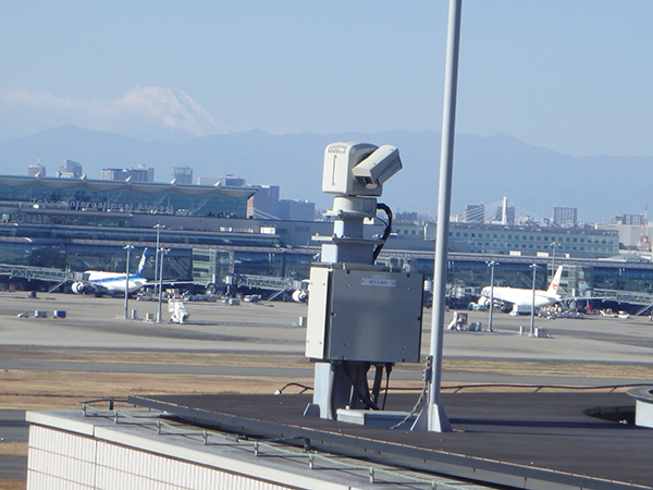 空港ターミナルビル監視カメラ更新工事